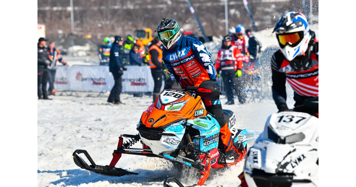  024_friday_world_pihlaja