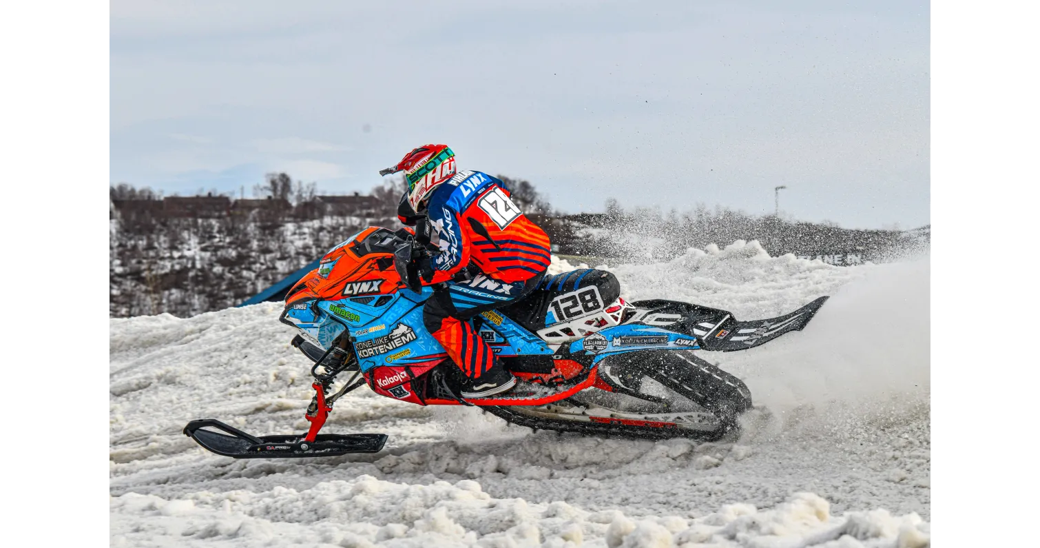 028_saturday_world_pihlaja