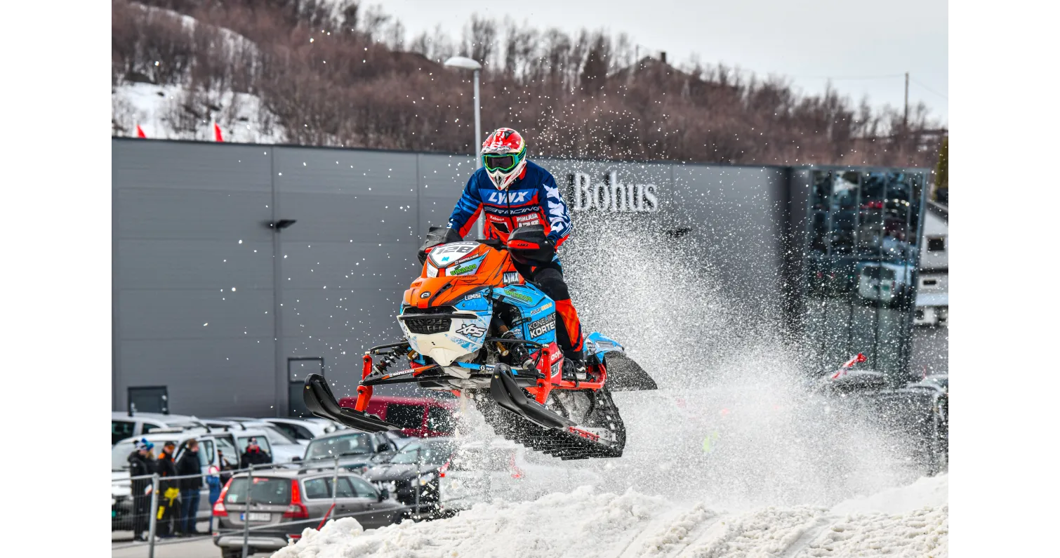 020_saturday_world_pihlaja